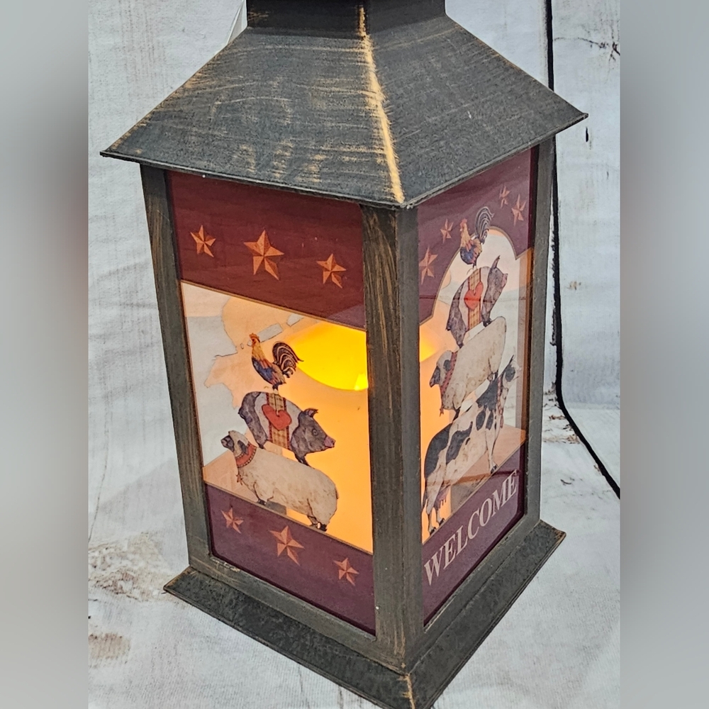 Rustic Welcome Lantern - Picture 2 of 3